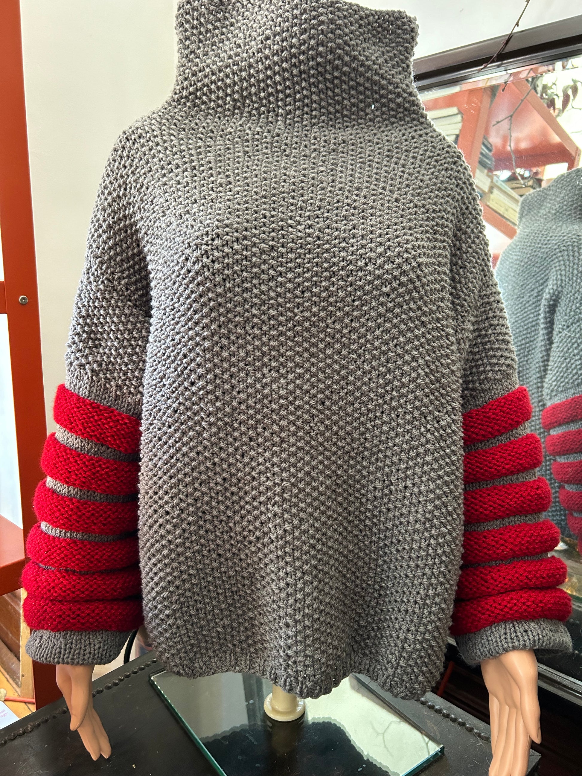 Hand-knit AVA pullover
