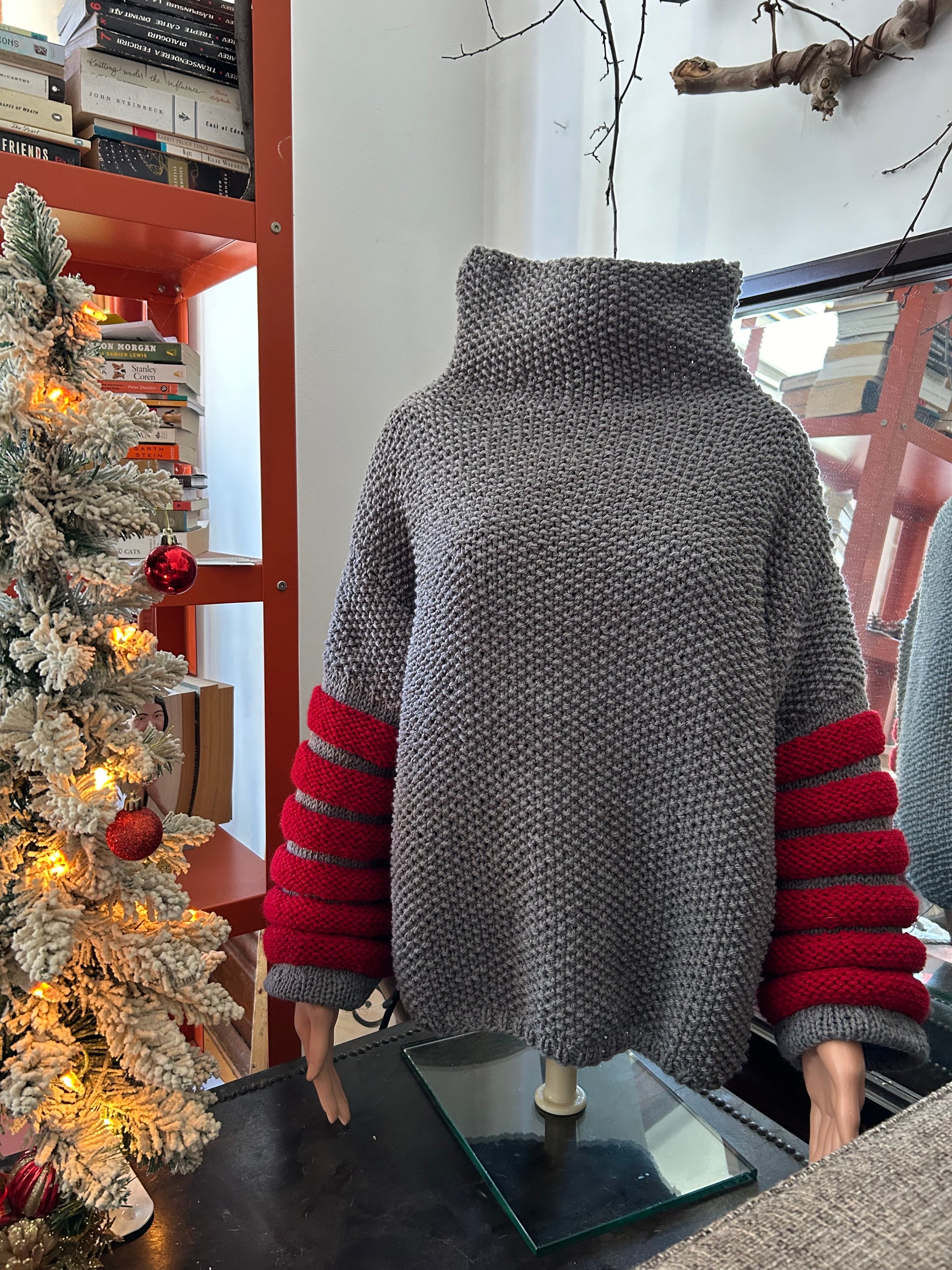 Hand-knit AVA pullover