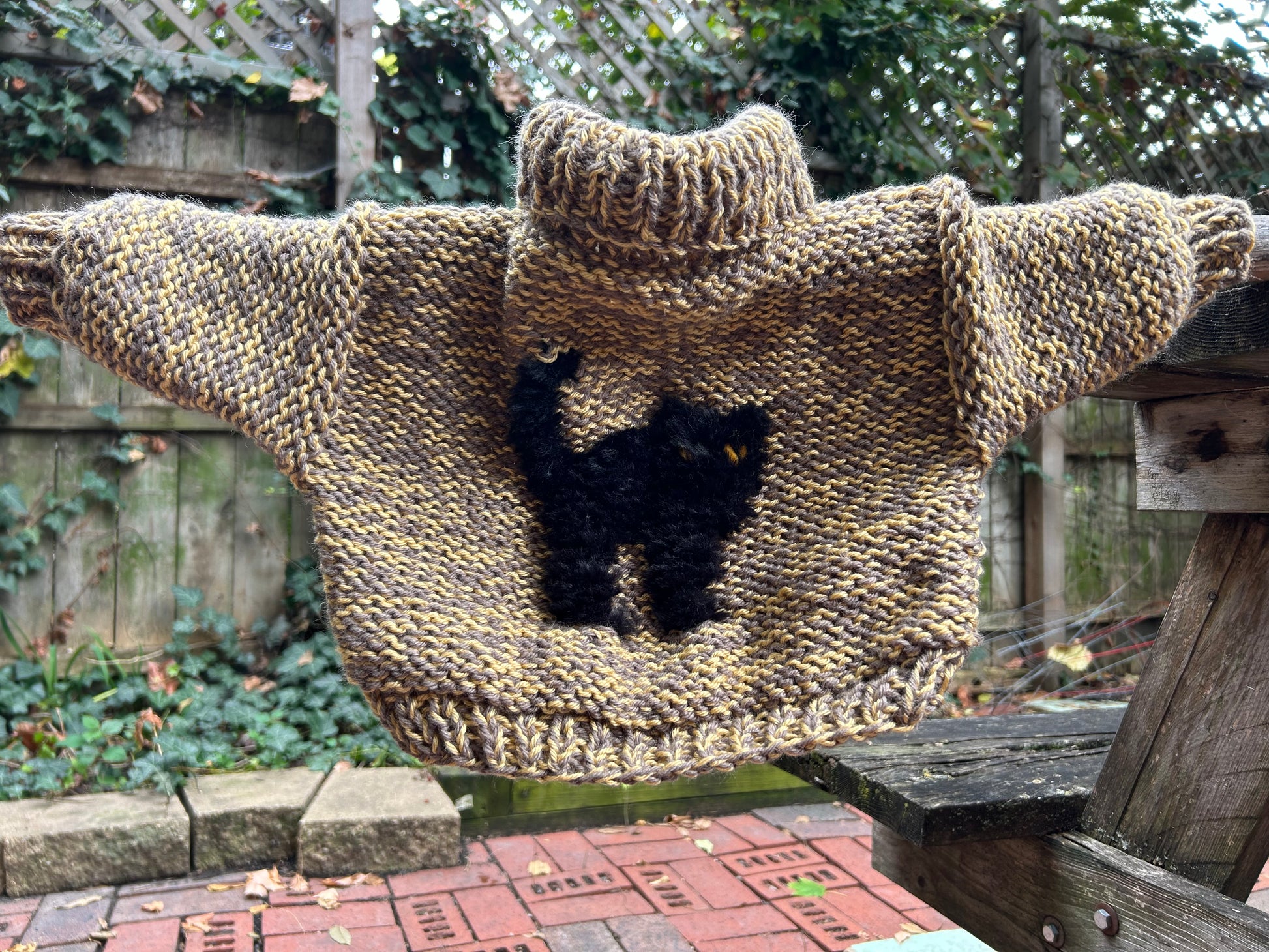 Kids’ Pullover: ANIMALS Collection